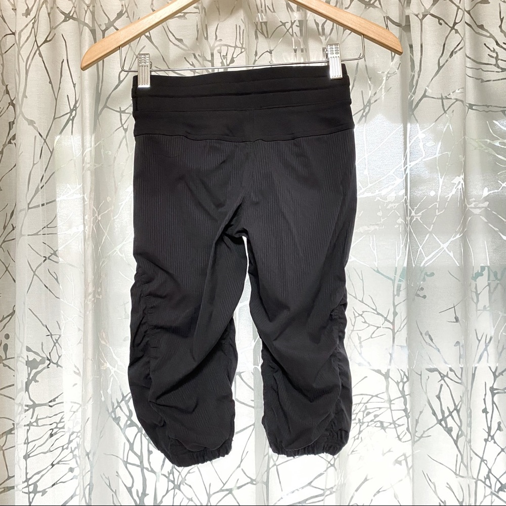 Ivivva Lululemon kids black live to move crop cropped drawstring jogger pants - Picture 7 of 11